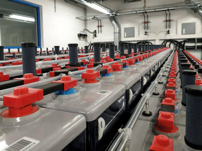 rows of batteries with recombiners